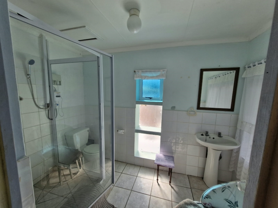 13 Bedroom Property for Sale in Jongensfontein Western Cape